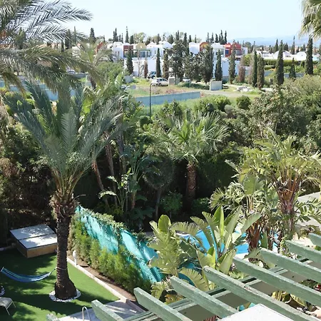 Twin Palm